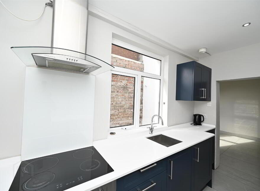 50 Lisburn Avenue, Belfast, BT9 7FX