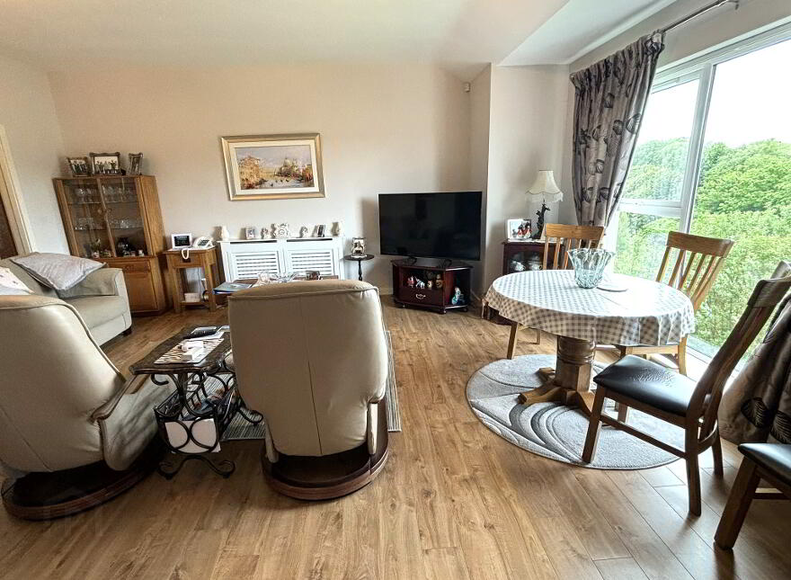 20 Phoenix Fields, Ballymena, BT42 2BF