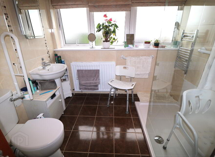 20 Phoenix Fields, Ballymena, BT42 2BF