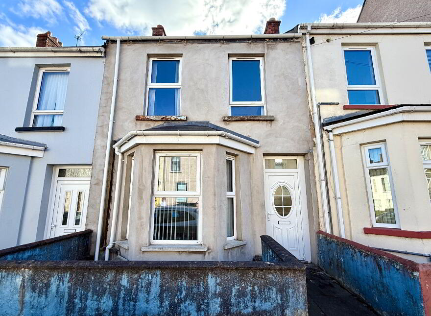 24 Argyle Terrace, Derry, BT48 0DW photo