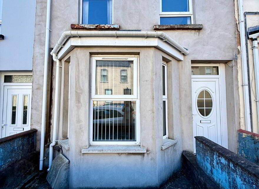 24 Argyle Terrace, Derry, BT48 0DW
