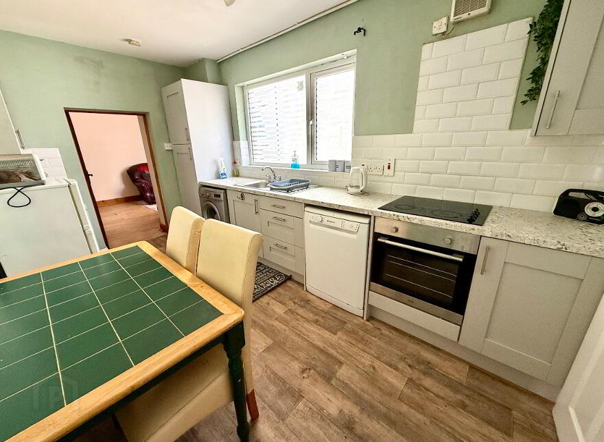 24 Argyle Terrace, Derry, BT48 0DW