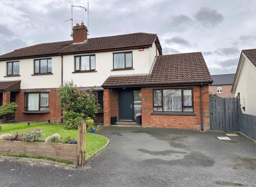 37 Thorndale, Banbridge, BT32 3XS photo