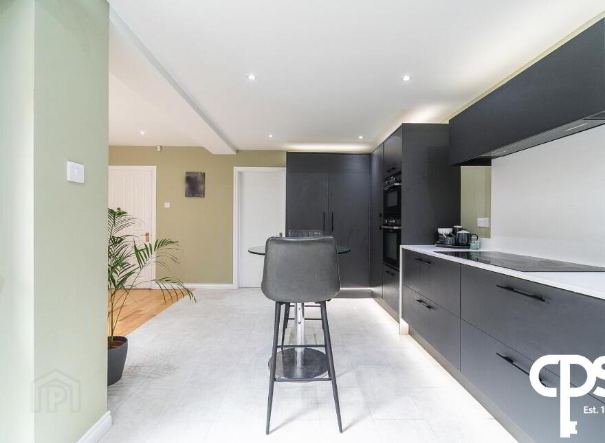 9 Balmoral Park, Belfast, BT10 0QD