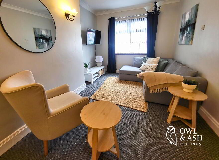 50 Sloan Street, Lisburn, BT27 5AG photo