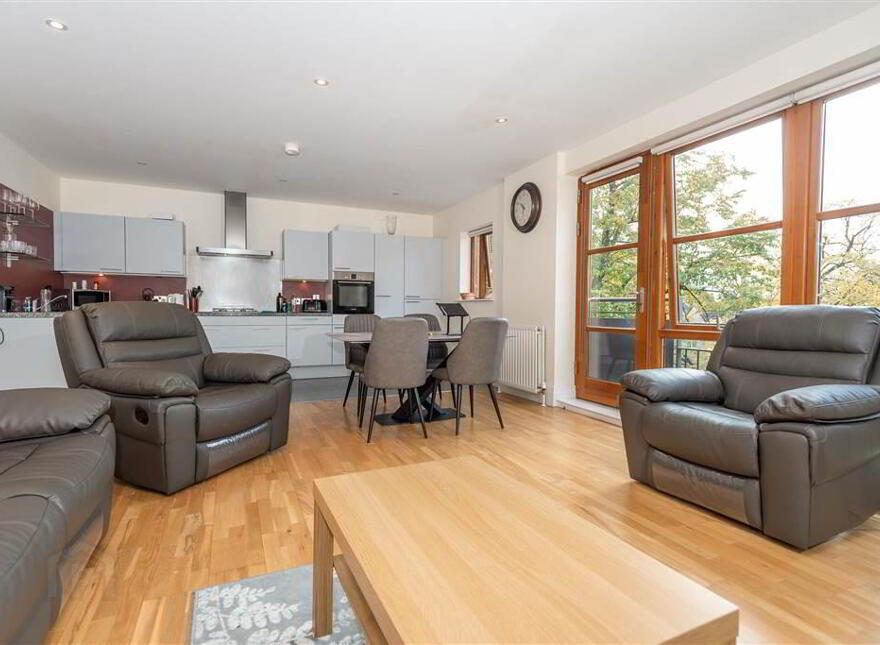 B10 The Beeches, Malone Square, Belfast, BT9 6JU