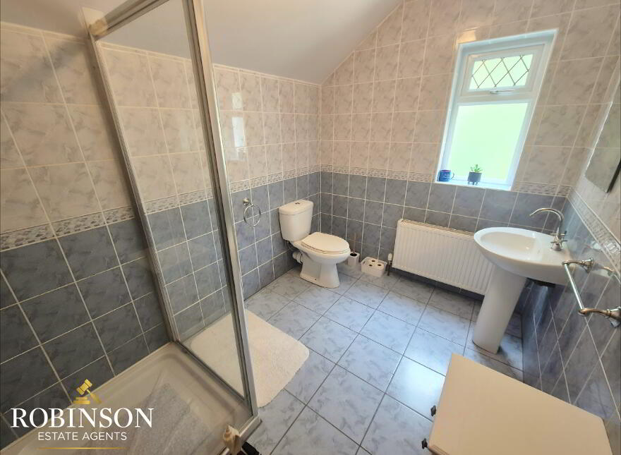 4/5 Bedroom Detached House, Meenreagh, Rathmullan, F92HD25