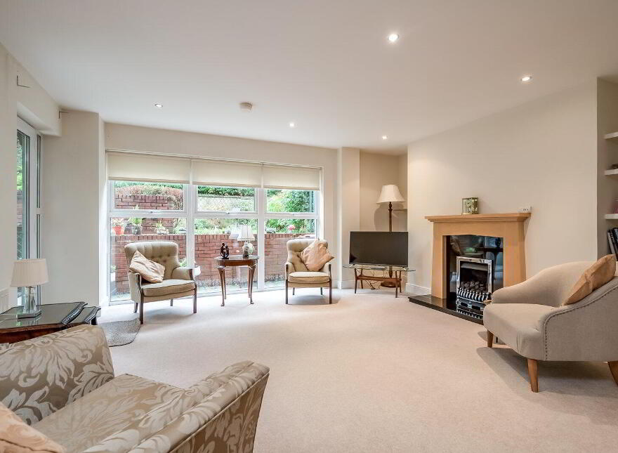 Apartment 3 1 Deramore Park South, Belfast, BT9 5JJ