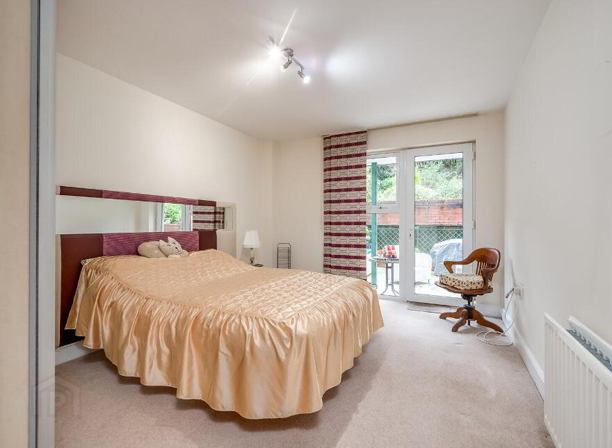 Apartment 3 1 Deramore Park South, Belfast, BT9 5JJ