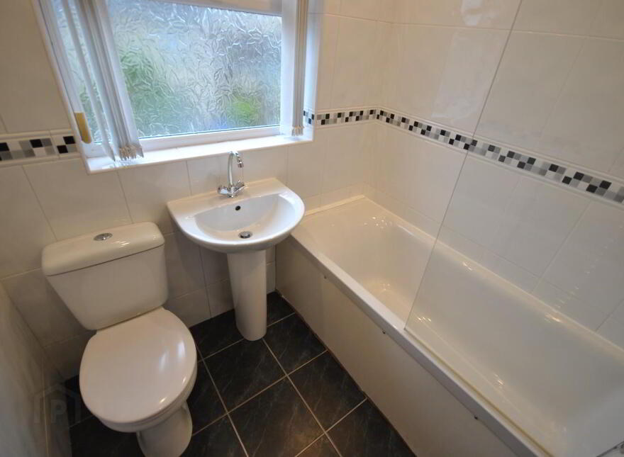 33 Park Crescent, Millisle, Newtownards, BT22 2EL