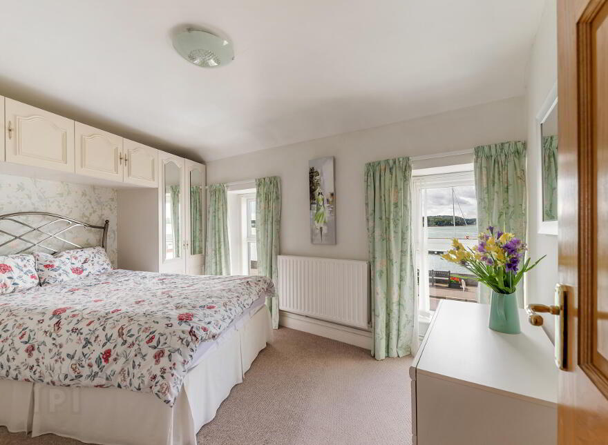 26 Shore Road, Portaferry, Newtownards, BT22 1JZ
