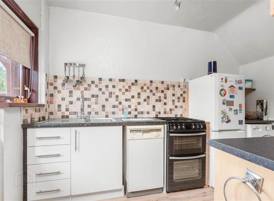 72 Inchkeith Road, Ballymena, BT42 4AS