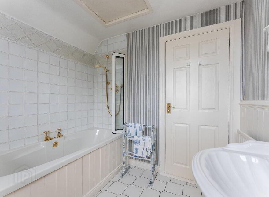4 Castlehill Park, Belfast, BT4 3GU