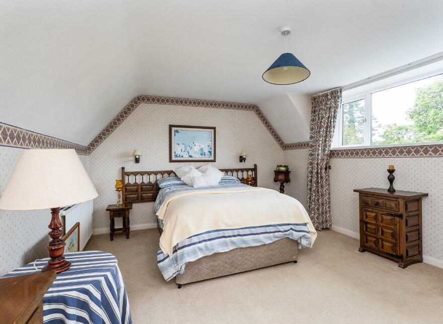 4 Castlehill Park, Belfast, BT4 3GU