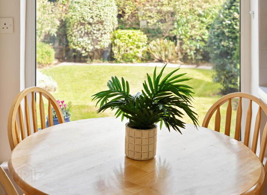 16 Grange Park, Dublin, D18R6P4