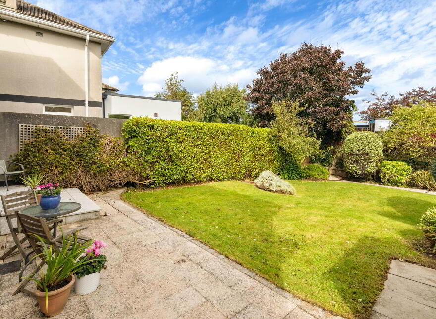 16 Grange Park, Dublin, D18R6P4