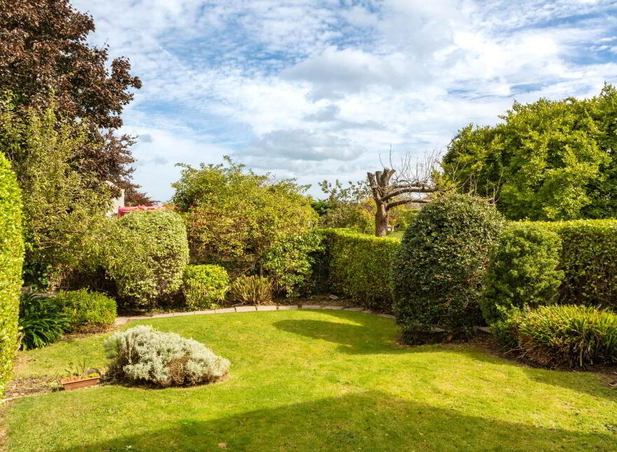 16 Grange Park, Foxrock, Dublin, D18R6P4