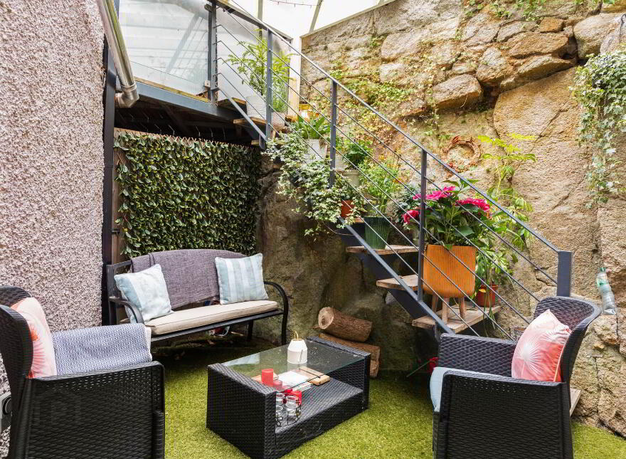 Khyber Pass, Off Sorrento Road, Dalkey, A96T998