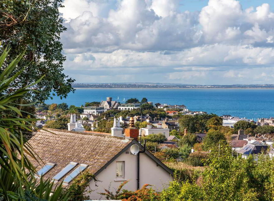 Khyber Pass, Off Sorrento Road, Dalkey, A96T998
