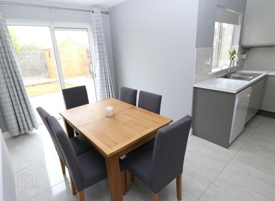 5 The Avenue, Martello Village, Drogheda, A92FE8X