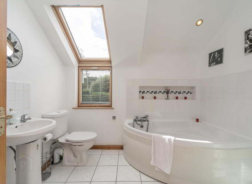 115 Ballycoan Road, Belfast, BT8 8LP