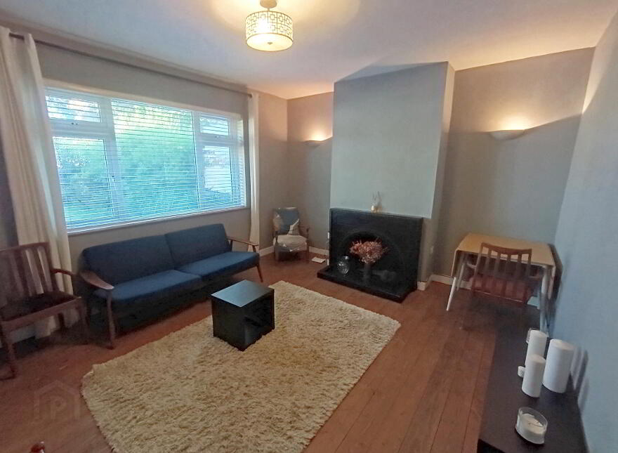 8 New Westfields, North Circular Road