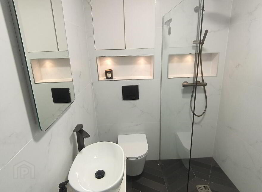 8 New Westfields, North Circular Road