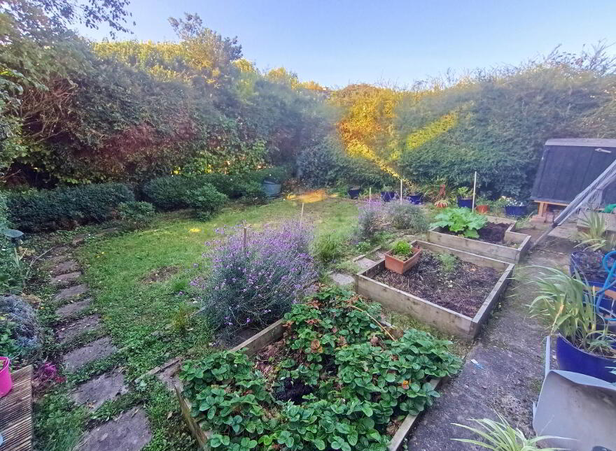 8 New Westfields, North Circular Road