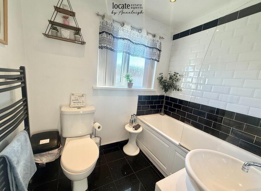 7 Glenside Park, Cityside, Derry, BT48 0BU