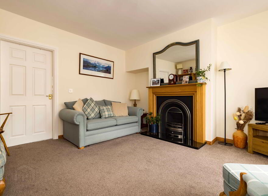 29 Bishops Hill, Dromore, BT25 1HL