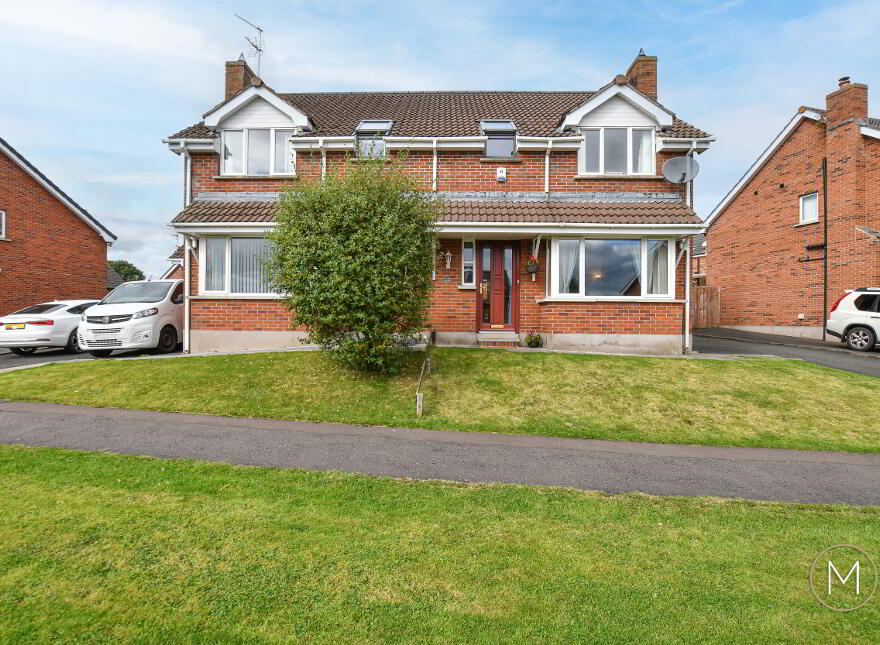17 Castle Avenue, Randalstown, BT41 2EE