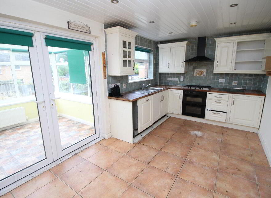 254 Belvoir Drive, Belfast, BT8 7DU