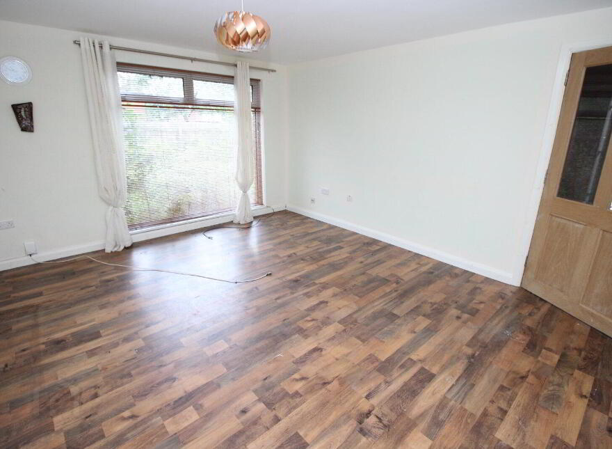 254 Belvoir Drive, Belfast, BT8 7DU