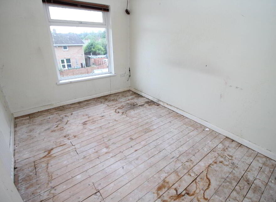 254 Belvoir Drive, Belfast, BT8 7DU
