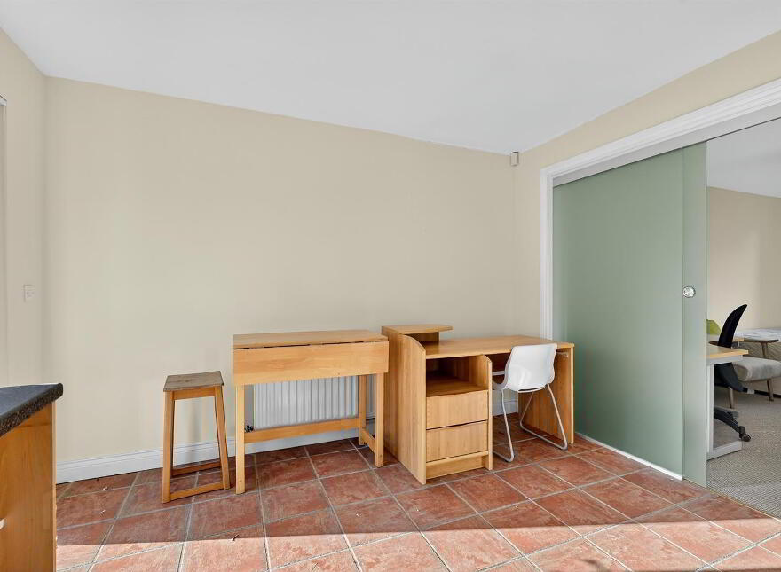 4 Glenburn Road, Dunmurry, Belfast, BT17 9AG