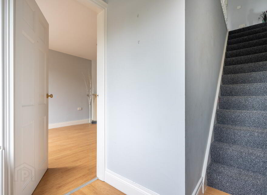 8 Glebe Crescent, Moira, BT67 0TR
