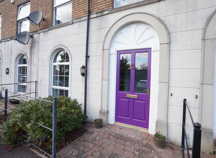 8 Glebe Crescent, Moira, BT67 0TR
