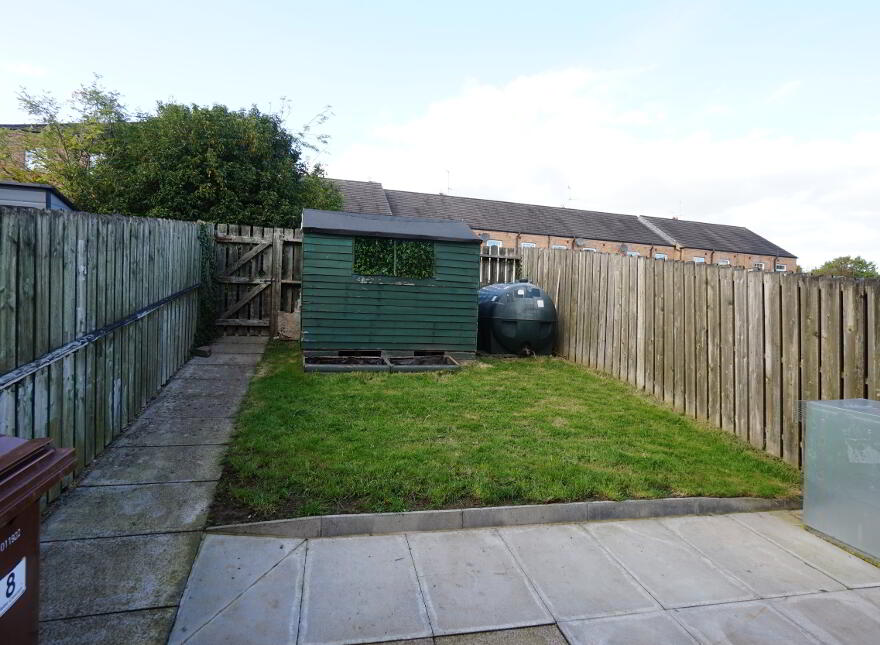 8 Glebe Crescent, Moira, BT67 0TR