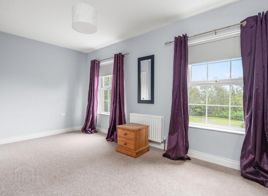 8 Glebe Crescent, Moira, BT67 0TR