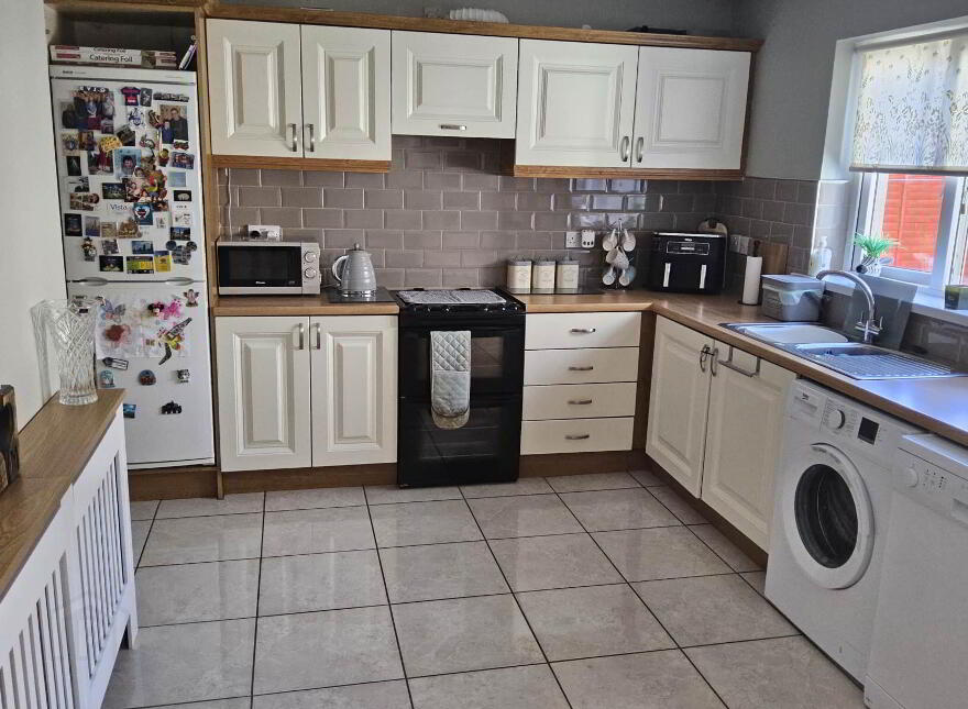 11 Cyprian Avenue, Athy, R14AP94