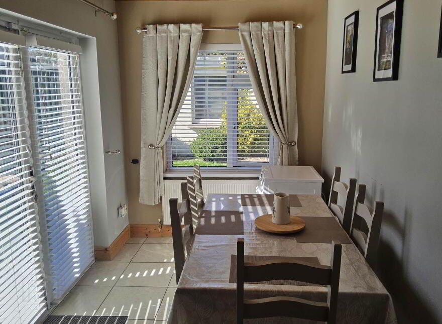 11 Cyprian Avenue, Athy, R14AP94