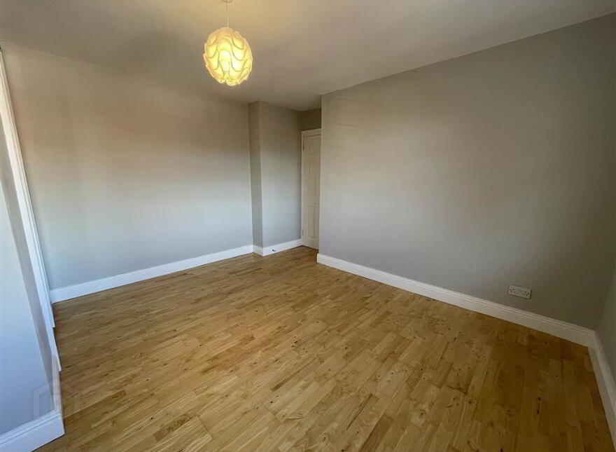 10 Lake Glen Drive, Belfast, BT11 8TF