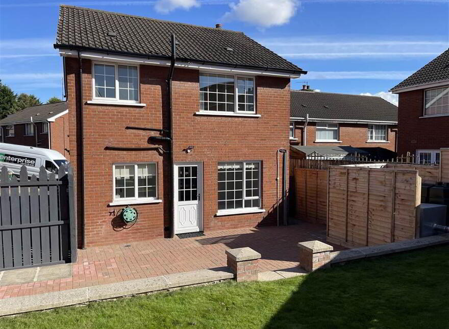 10 Lake Glen Drive, Belfast, BT11 8TF