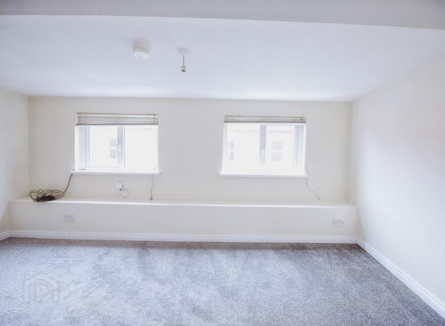 9b Crosby Street, Bangor, BT20 5EE photo
