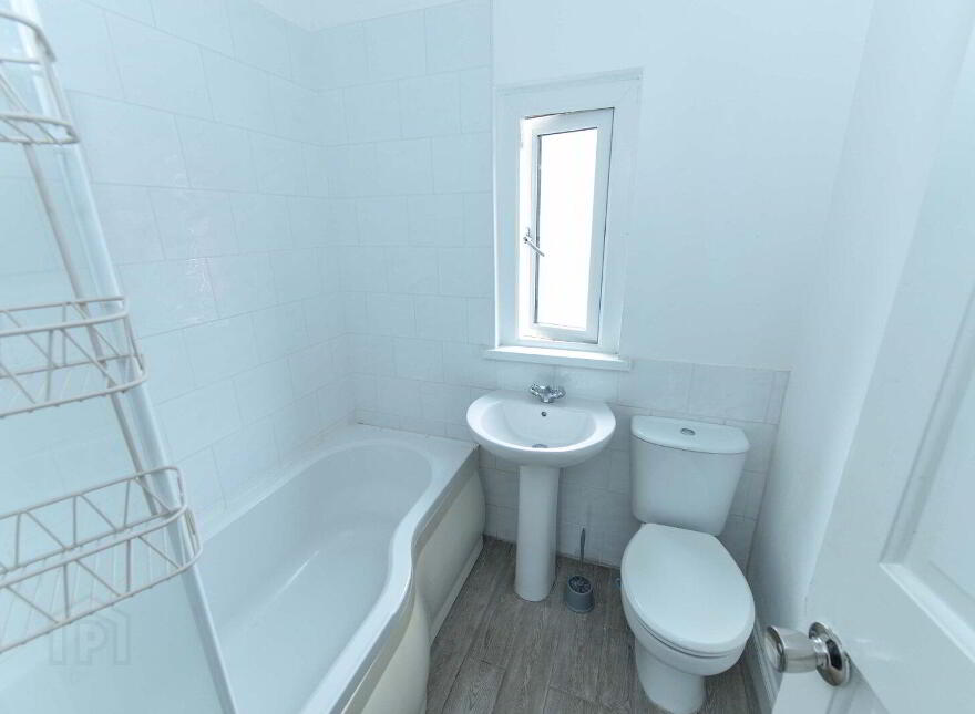 29 Lockview Road, Stranmillis, Belfast, BT9 5FH