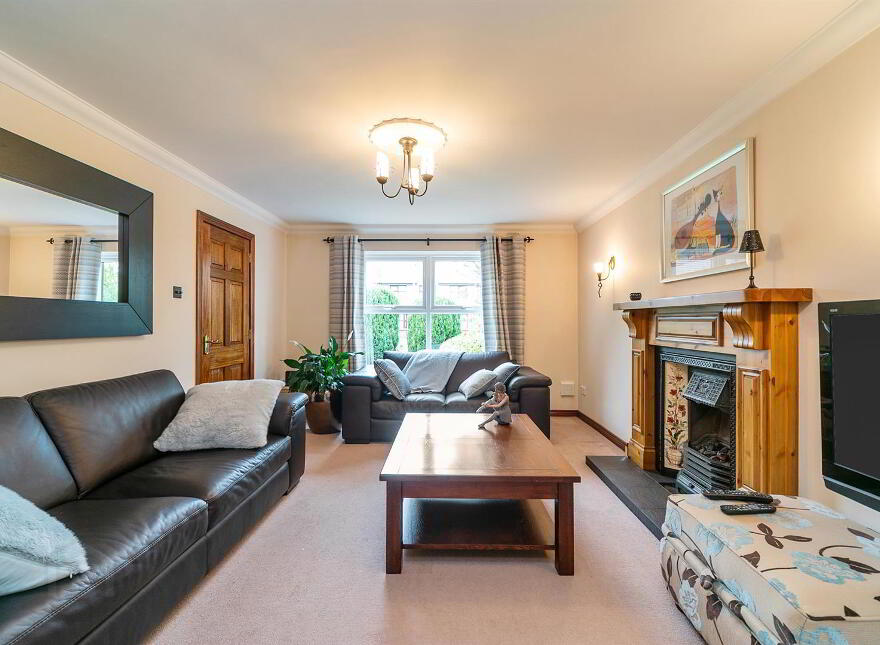 1 Willow Bank, Ballynahinch, BT24 8TL