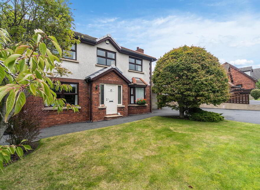 1 Willow Bank, Ballynahinch, BT24 8TL