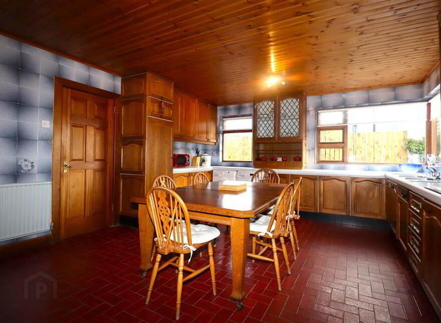 101 Ravarnet Road, Ravarnet, Lisburn, BT27 5NF