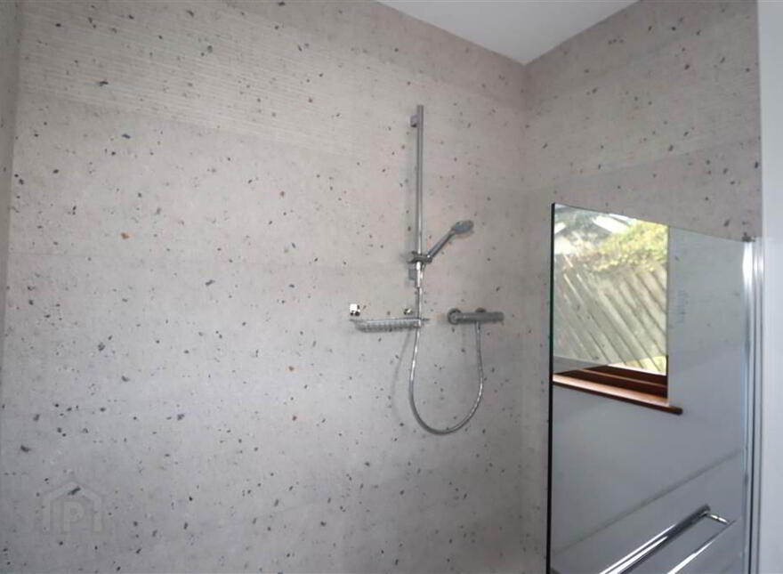101 Ravarnet Road, Ravarnet, Lisburn, BT27 5NF