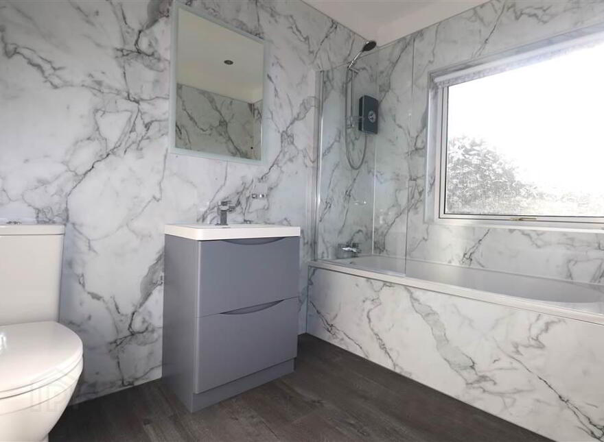 101 Ravarnet Road, Ravarnet, Lisburn, BT27 5NF